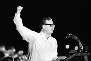 Salvador Allende Biography speech